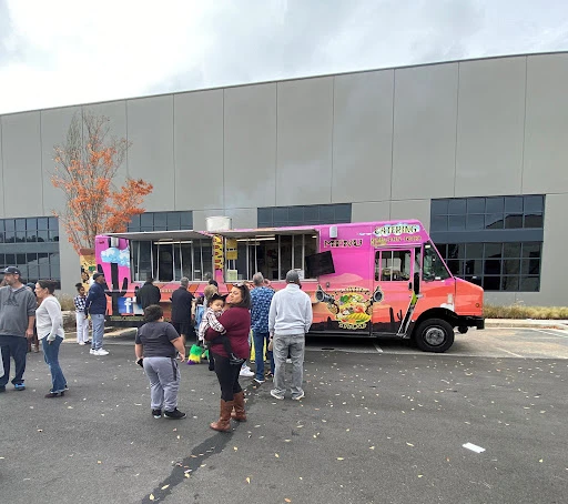 The Loaded Taco & The Loaded Burger Food Trucks photo 9